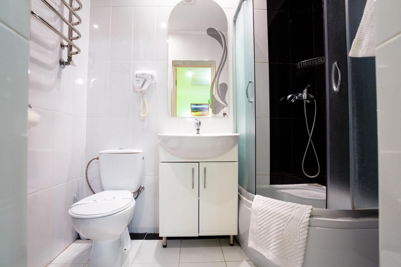 Discovery Hotel Lviv Extérieur photo