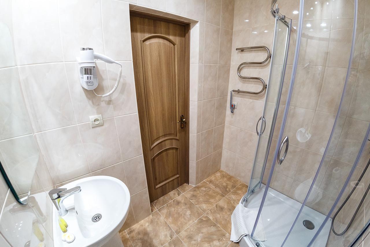 Discovery Hotel Lviv Extérieur photo